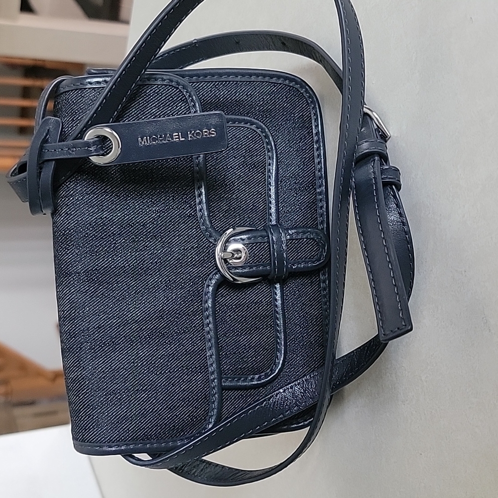 Michael Kors crossbody